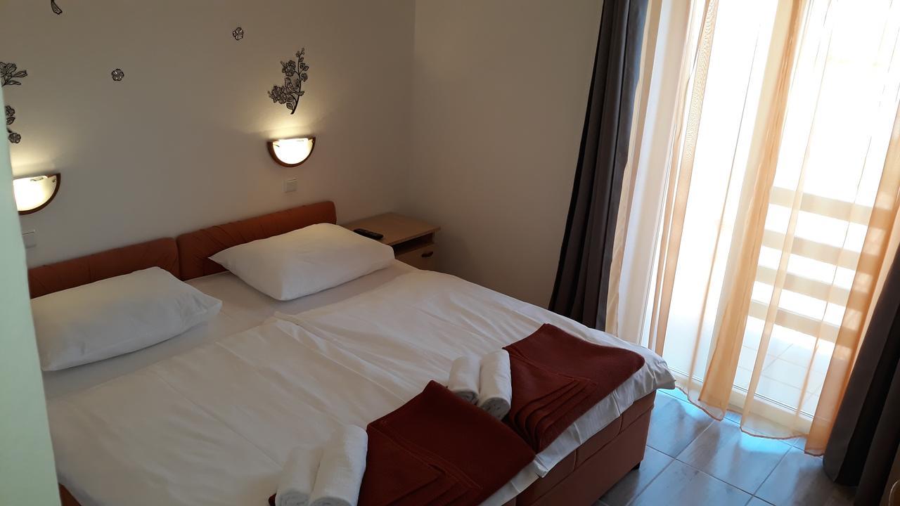 Pansion Maria Bed & Breakfast Zadar Exterior foto